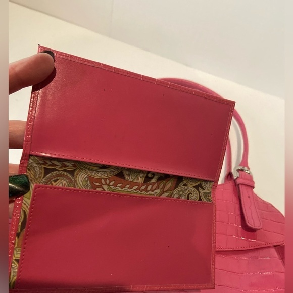 Maxx New York~Dark Pink Croco Embossed Leather Shoulder Bag~Top Zipper Closure - Picture 13 of 14